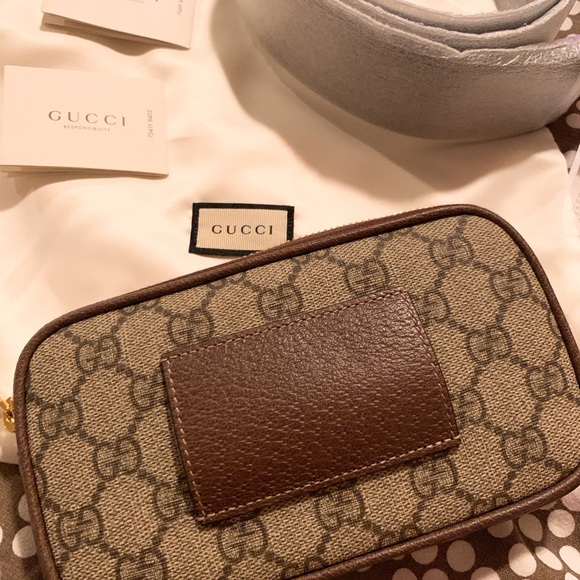 Ophidia GG Supreme Small Canvas Belt Bag
GUCCI - Picture 6 of 7